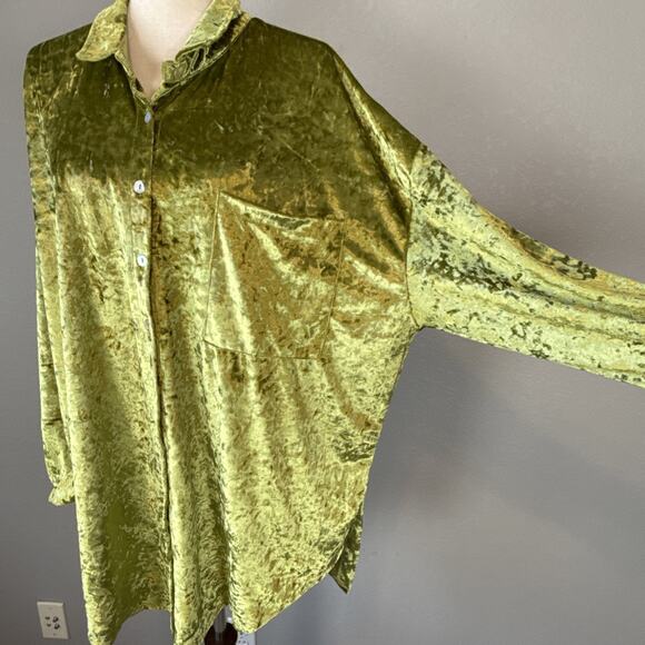 Dressed in Lala Womens Chartreuse Green Crushed Velvet Tunic Size L Long Sleeve - Picture 3 of 9